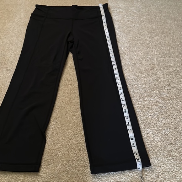 Athleta black capri length leggings size L - Picture 7 of 10
